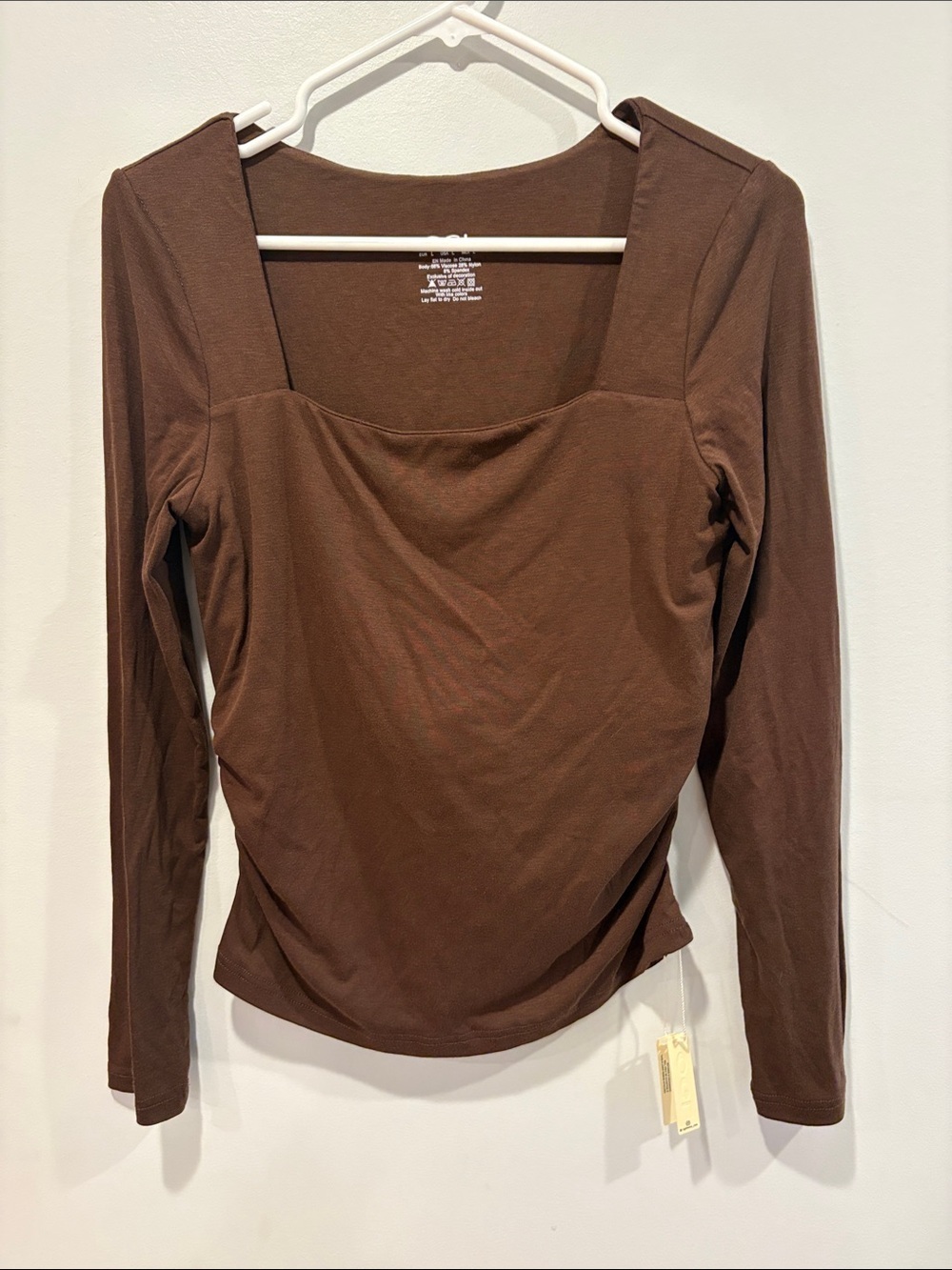 Women’s Square Neck Long Sleeve Top - Brown ptp 17-21 length 23